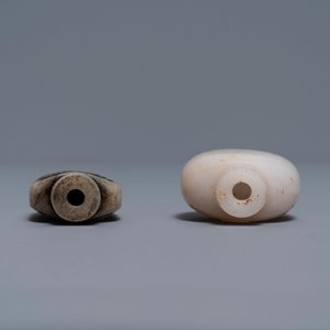 Trois tabatières en jade gris, noir et blanc, Chine, 19/20ème — photo 4