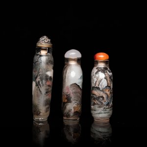 Trois tabatières en verre peint à l'intérieur, Chine, 20ème — photo 3
