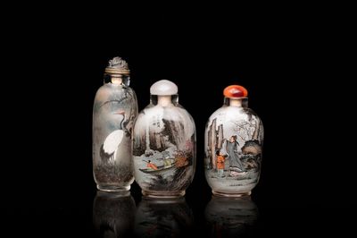 Trois tabatières en verre peint à l'intérieur, Chine, 20ème