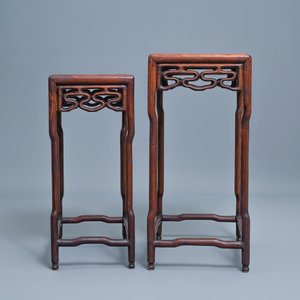 Trois tables gigognes en bois sculpté, Chine, 19ème — photo 6