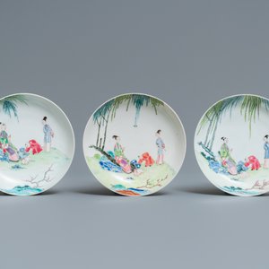 Trois tasses et soucoupes en porcelaine de Chine famille rose, Yongzheng — photo 2
