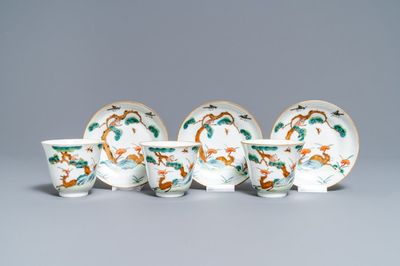 Trois tasses et soucoupes en porcelaine de Chine, marque et époque de Tongzhi