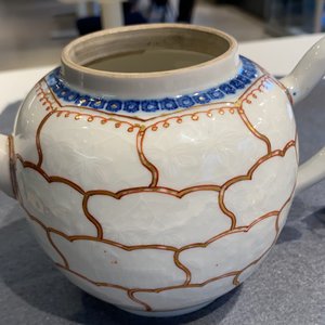 Trois théières couvertes en porcelaine de Chine, Qianlong — photo 8