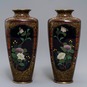 Trois vases en émaux cloisonnés, Japon, Meiji, 19ème — photo 5