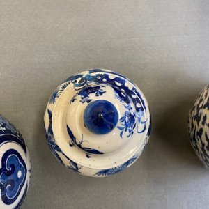 Trois vases en porcelaine de Chine en bleu et blanc, 19ème — photo 12