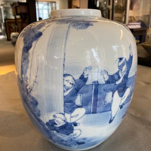 Trois vases en porcelaine de Chine en bleu et blanc, 19ème — photo 25