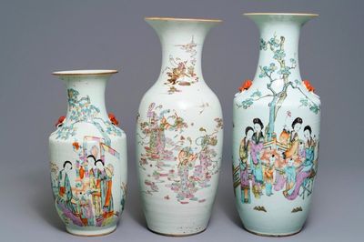 Trois vases en porcelaine de Chine famille rose, 19/20ème