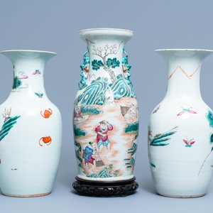 Trois vases en porcelaine de Chine famille rose, 19ème — photo 3