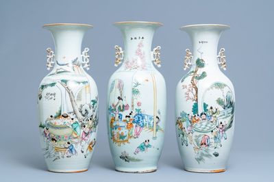 Trois vases en porcelaine de Chine famille rose à décor de garçons auprès d'aquariums, 19/20ème