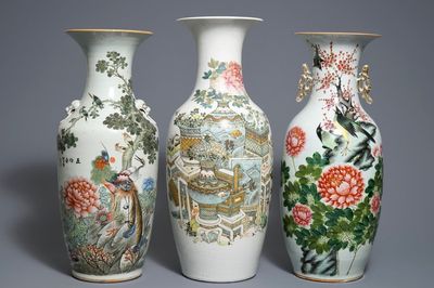 Trois vases en porcelaine de Chine famille rose et qianjiang cai, 19/20ème