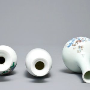Trois vases en porcelaine de Chine, marques divers, 19/20ème — photo 6