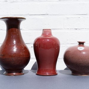 Trois vases en porcelaine de Chine monochrome langyao et flambé, 19/20ème — photo 8