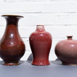 Trois vases en porcelaine de Chine monochrome langyao et flambé, 19/20ème — photo 9