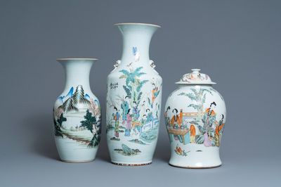 Trois vases en porcelaine de Chine qianjiang cai, 19/20ème