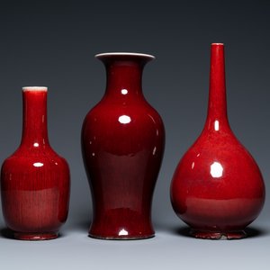 Trois vases en porcelaine de Chine sang de boeuf monochrome, 19/20ème — photo 5
