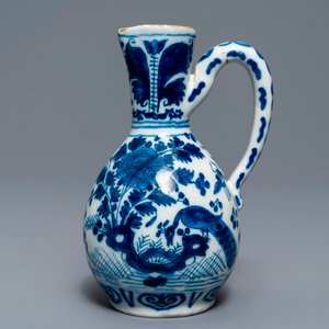 Trois vases et une verseuse en faïence de Delft bleu et blanc, 17/18ème — photo 10