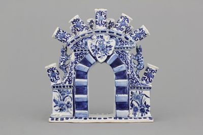 Tulipière rare en faïence de Delft, bleu et blanc, 19e