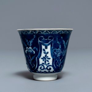 Twaalf Chinese blauw-witte koppen en schotels, 19e eeuw — foto 3