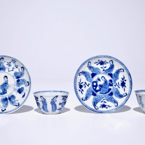 Twaalf Chinese blauw-witte koppen en schotels met lange Lijzen, Kangxi — foto 2
