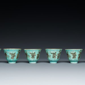 Twaalf Chinese Dayazhai wijnkoppen met grisaille decor op turquoise fondkleur, Yong Qing Chang Chun 永慶長春 merk, Guangxu — foto 4
