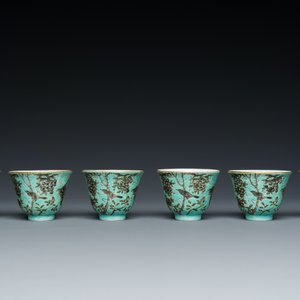 Twaalf Chinese Dayazhai wijnkoppen met grisaille decor op turquoise fondkleur, Yong Qing Chang Chun 永慶長春 merk, Guangxu — foto 8
