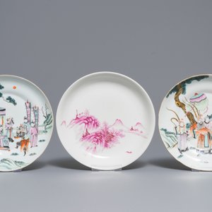 Twaalf diverse Chinese qianjiang cai, famille rose en verte borden, 19/20e eeuw — foto 5
