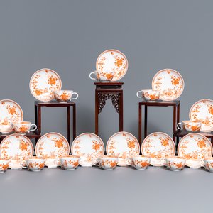 Twaalf Meissen porseleinen koppen en schotels, 18/19e eeuw — foto 1