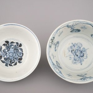 Twee blauw en witte kommen in Chinees porselein, Ming-dynastie — foto 2