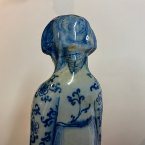 Twee blauw-witte Delftse figuren van een Chinese man en een vrouw, 1e kwart 18e eeuw — foto 15