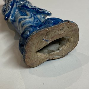Twee blauw-witte Delftse figuren van een Chinese man en een vrouw, 1e kwart 18e eeuw — foto 8