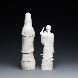 Twee Chinese blanc de Chine figuren van Liu Hai en Guanyin, Kangxi — foto 3