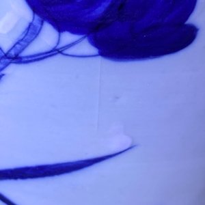 Twee Chinese blauw-witte celadon vazen met draken en feniksen, 19e eeuw — foto 14