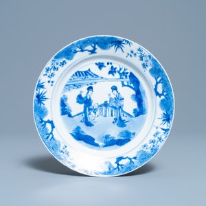 Twee Chinese blauw-witte kommen en een bord, 19e eeuw en Kangxi — foto 2