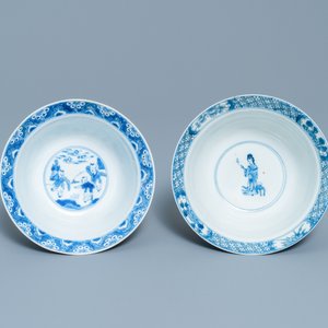 Twee Chinese blauw-witte kommen, Kangxi — foto 6