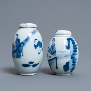 Twee Chinese blauw-witte theebussen met deksels, Kangxi — foto 2