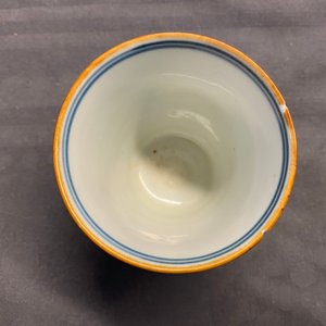 Twee Chinese blauw-witte wijnkoppen en een stem cup, Transitie periode — foto 15