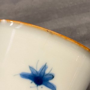 Twee Chinese blauw-witte wijnkoppen en een stem cup, Transitie periode — foto 20