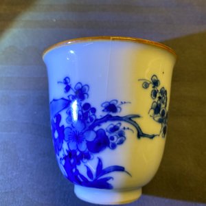 Twee Chinese blauw-witte wijnkoppen en een stem cup, Transitie periode — foto 21
