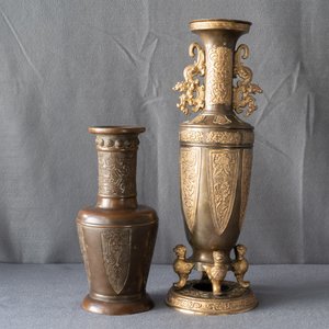 Twee Chinese bronzen vazen, 19e eeuw — foto 57