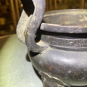 Twee Chinese bronzen wierookbranders, Qing — foto 19