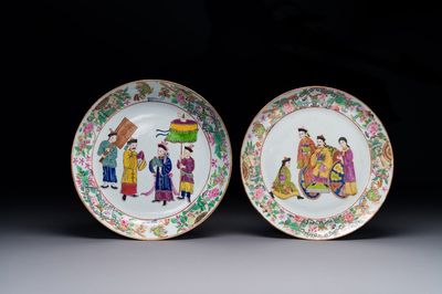 Twee Chinese Canton famille rose borden, 19e eeuw