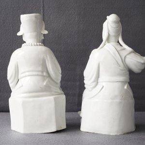 Twee Chinese Dehua blanc de Chine figuren van Guandi en Zhenwu, 18/19e eeuw — foto 23