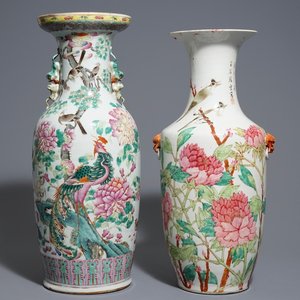 Twee Chinese famille rose en qianjiang cai vazen, 19e eeuw — foto 1