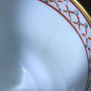 Twee Chinese famille rose en verte koppen en drie kommetjes, div. merken, 18/19e eeuw — foto 16