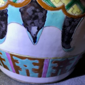 Twee Chinese famille rose en verte vazen, 19/20e eeuw — foto 13