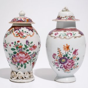Twee Chinese famille rose export porseleinen theebussen met deksel, Qianlong — foto 3