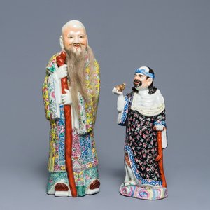Twee Chinese famille rose figuren van Li Tieguai en Shoulao, 19/20e eeuw — foto 1