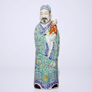 Twee Chinese famille rose figuren van onsterfelijken en een wit-geglazuurde Boeddha, 19/20e eeuw — foto 2