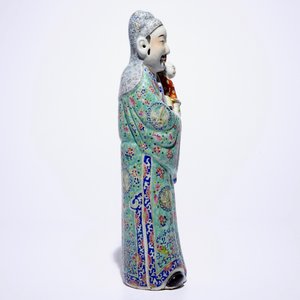 Twee Chinese famille rose figuren van onsterfelijken en een wit-geglazuurde Boeddha, 19/20e eeuw — foto 6