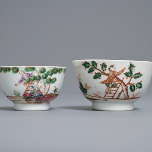 Twee Chinese famille rose koppen en schotels met kersenplukkers, Qianlong — foto 4